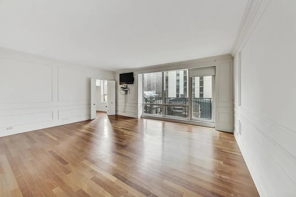 1040 North Lake Shore Drive Chicago IL 60611