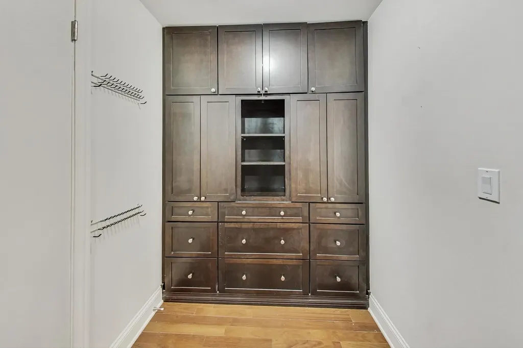1040 North Lake Shore Drive Chicago IL 60611