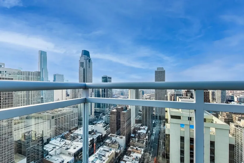 1040 North Lake Shore Drive Chicago IL 60611