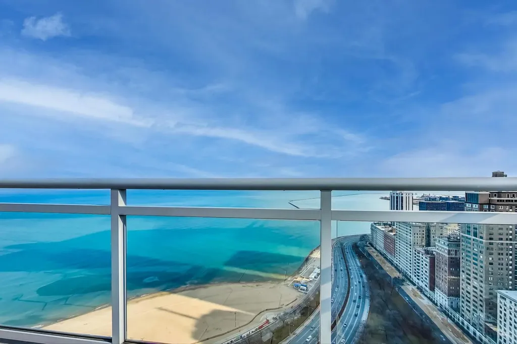 1040 North Lake Shore Drive Chicago IL 60611