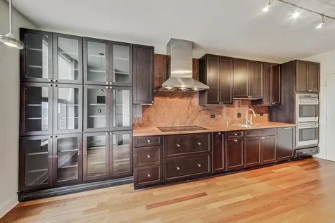 1040 North Lake Shore Drive Chicago IL 60611