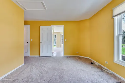 2530 Live Oak Lane Buffalo Grove IL 60089