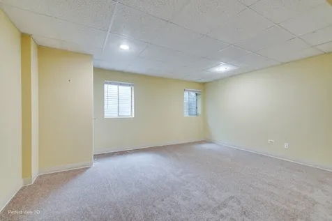 2530 Live Oak Lane Buffalo Grove IL 60089