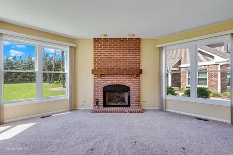 2530 Live Oak Lane Buffalo Grove IL 60089
