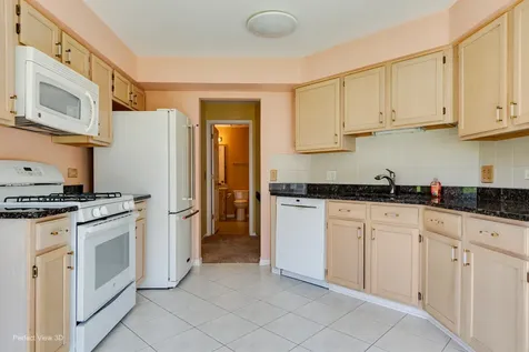 2530 Live Oak Lane Buffalo Grove IL 60089