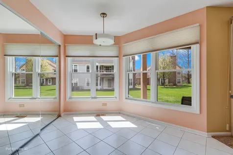 2530 Live Oak Lane Buffalo Grove IL 60089