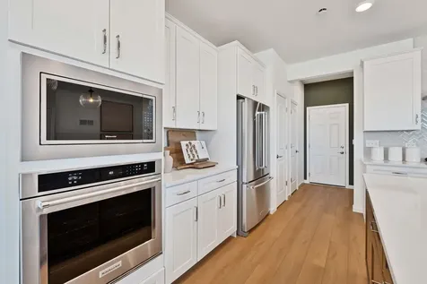 73 Weirich Way Batavia IL 60510