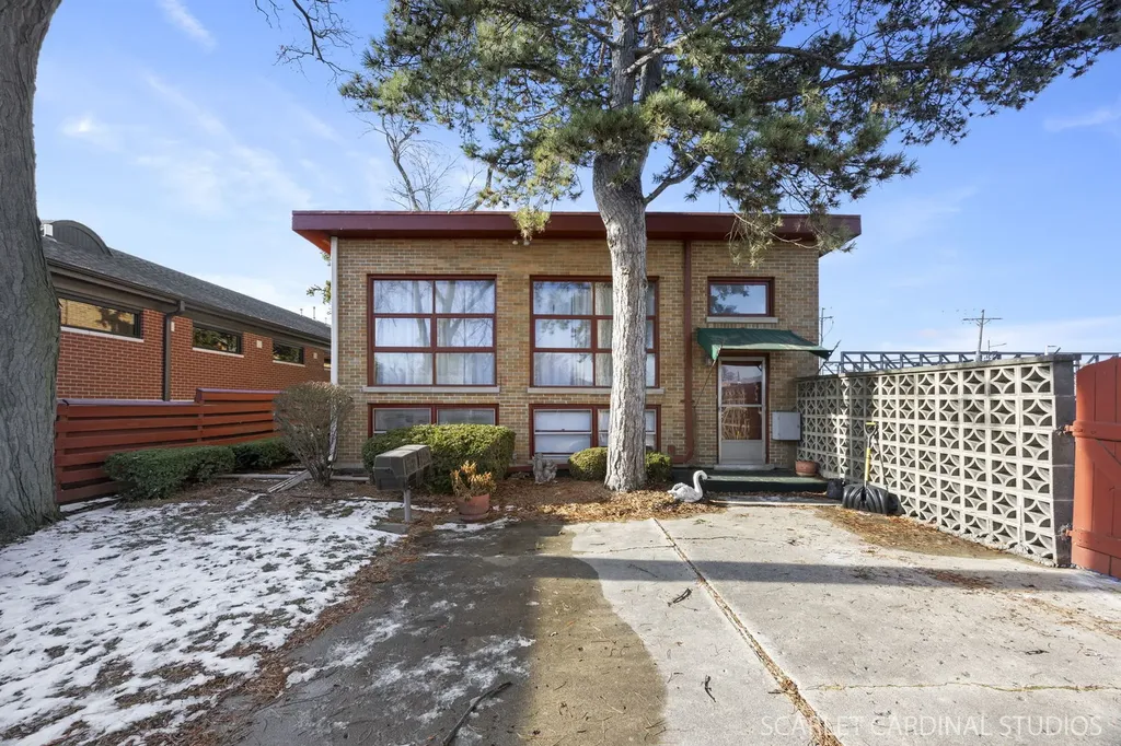 25 South Villa Avenue Villa Park IL 60181