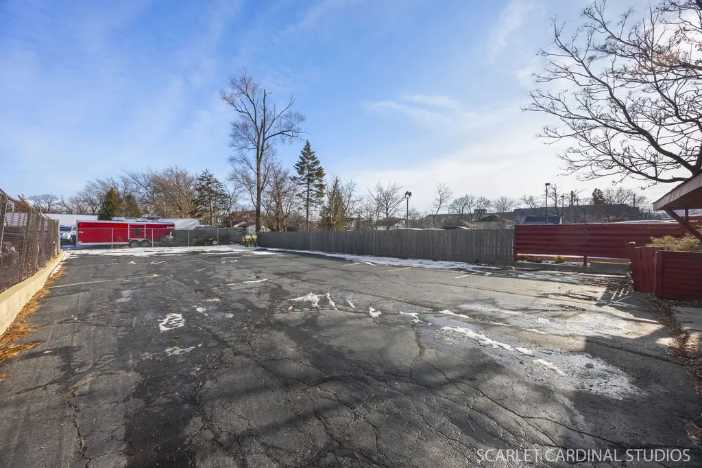 25 South Villa Avenue Villa Park IL 60181