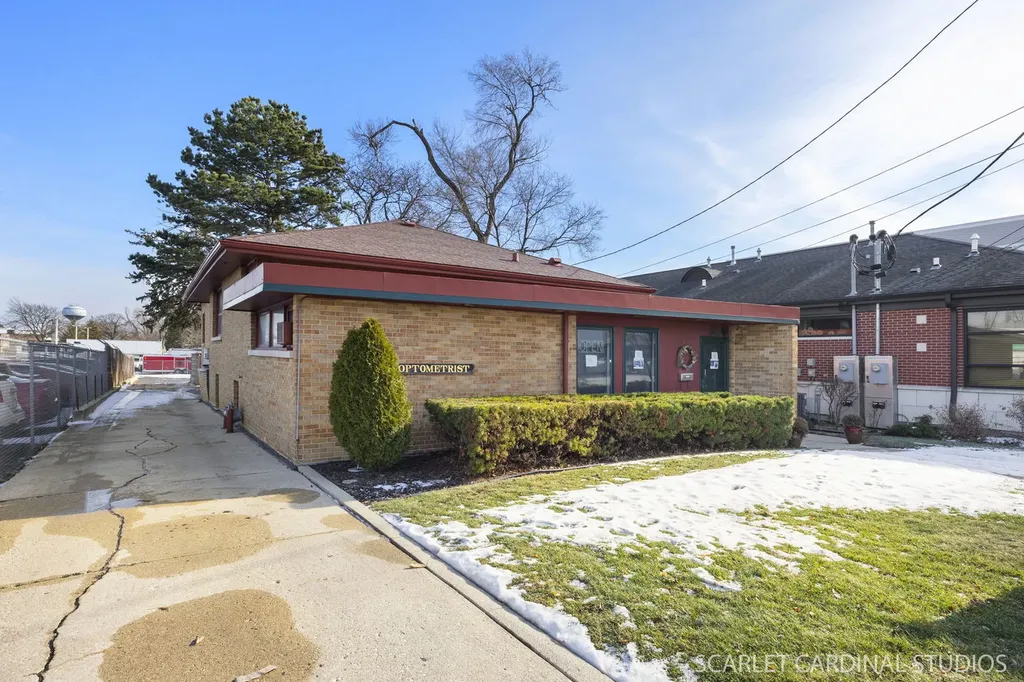 25 South Villa Avenue Villa Park IL 60181