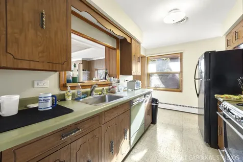 25 South Villa Avenue Villa Park IL 60181