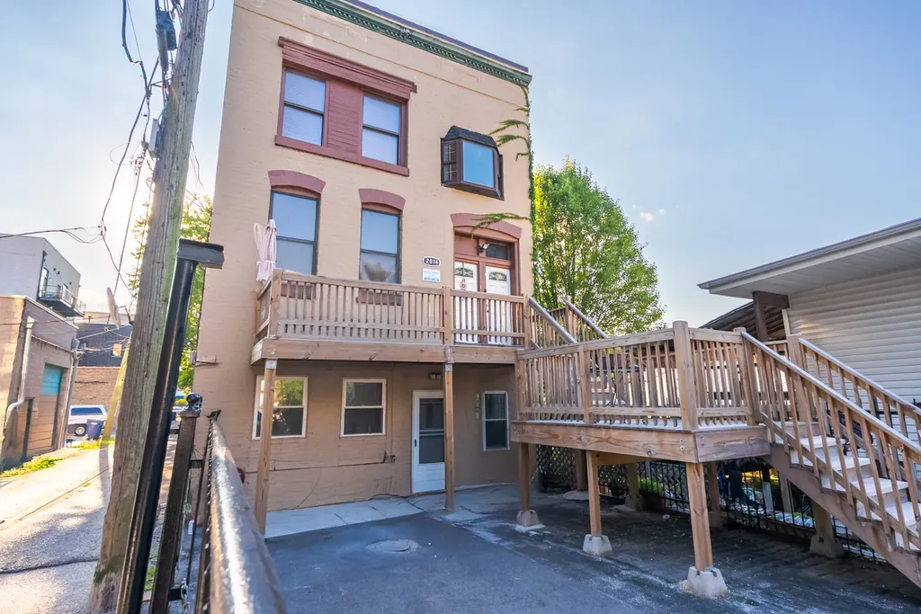 2014 North Whipple Street Chicago IL 60647