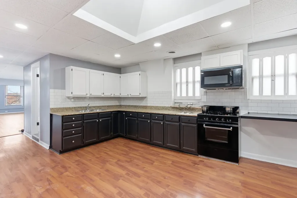 2014 North Whipple Street Chicago IL 60647