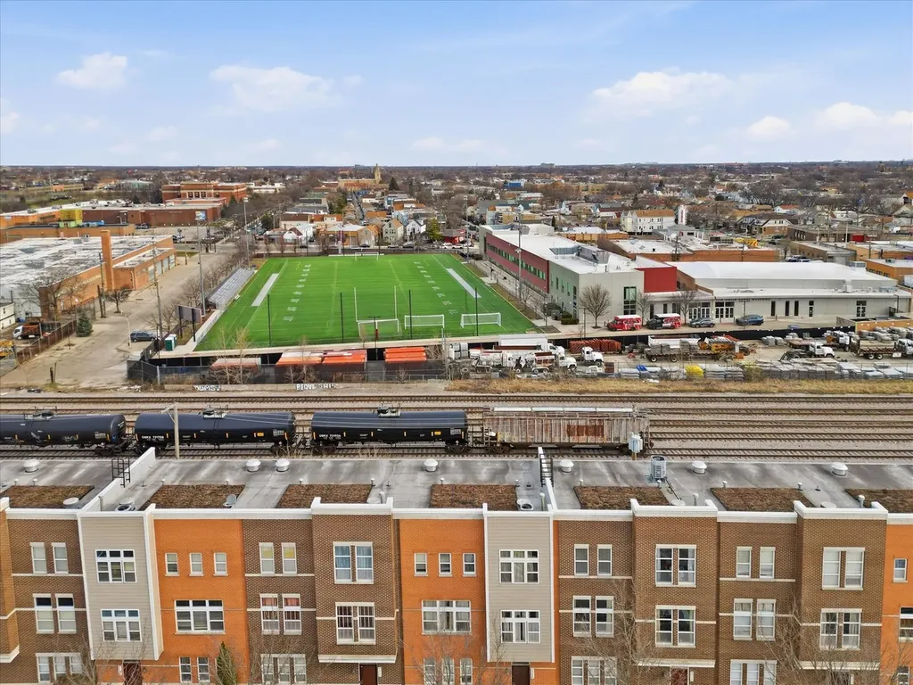 5355 West Galewood Avenue Chicago IL 60639