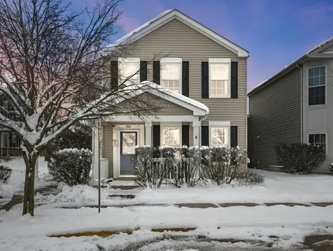 986 Four Seasons Boulevard Aurora IL 60504