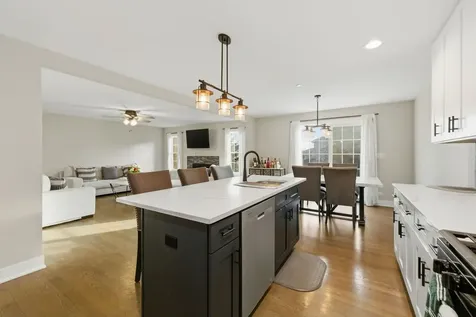 18145 94TH Avenue Tinley Park IL 60487