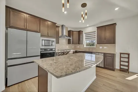 1007 Kessler Drive Mundelein IL 60060