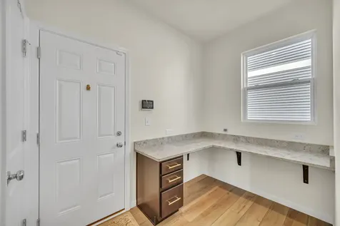 1007 Kessler Drive Mundelein IL 60060