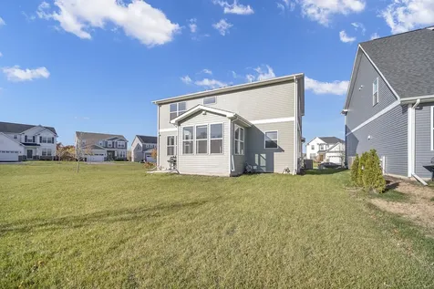 1007 Kessler Drive Mundelein IL 60060