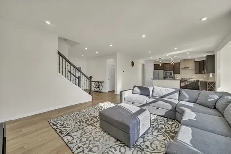1007 Kessler Drive Mundelein IL 60060