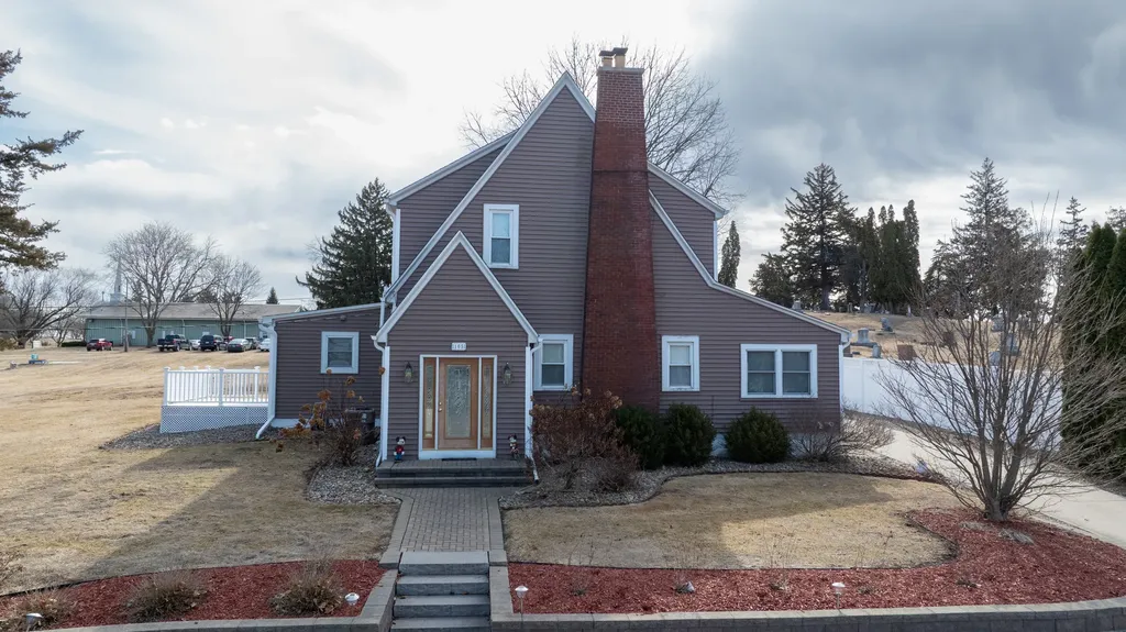 105 South Bluff Street Albany IL 61230