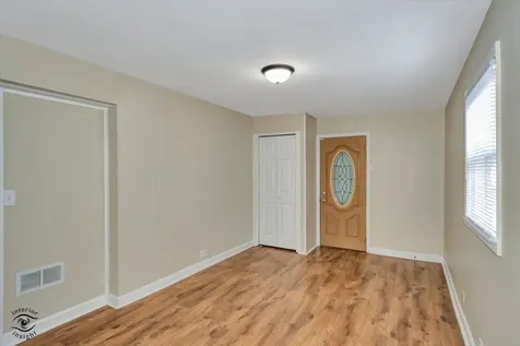 16511 Paulina Street Markham IL 60428