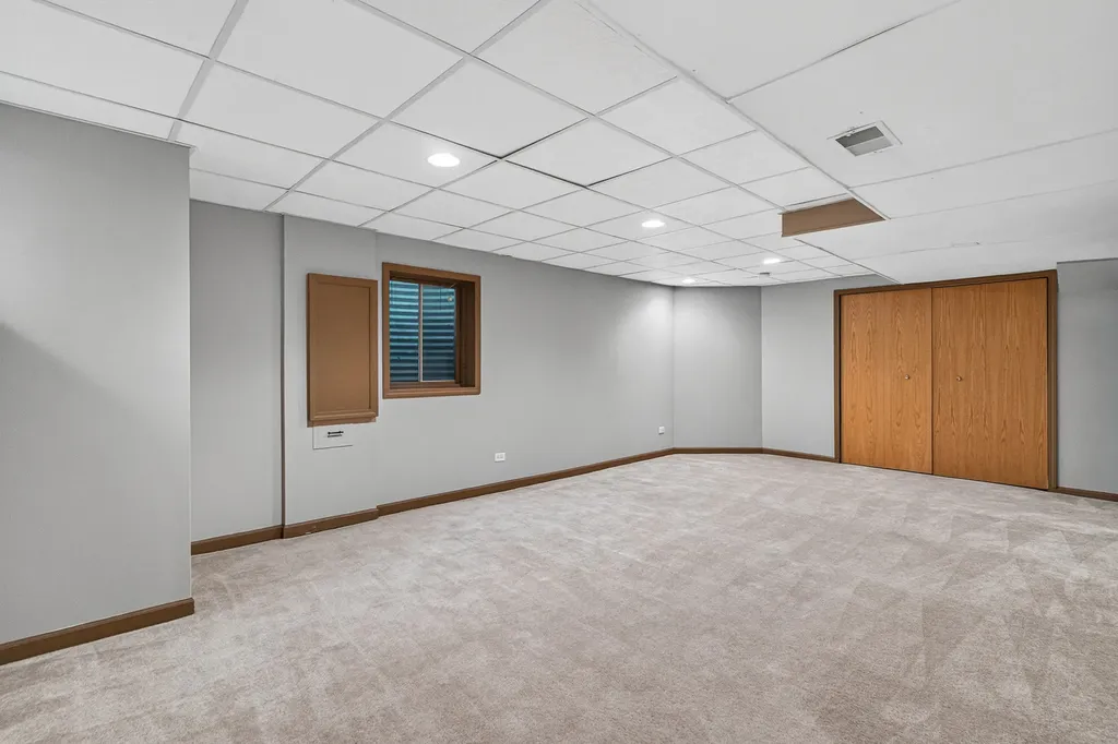 16946 Mohican Drive Lockport IL 60441