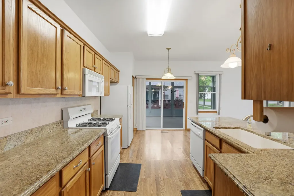 13806 South Hickory Lane Plainfield IL 60544