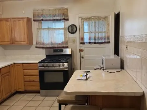 8101 South Harvard Avenue Chicago IL 60620