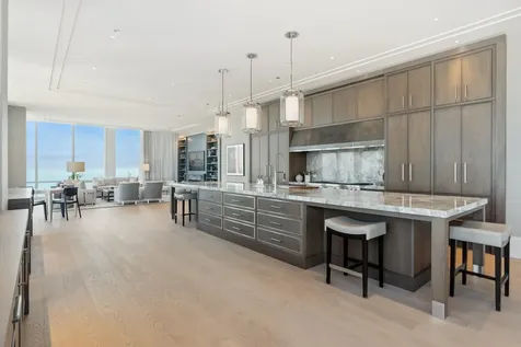 14 West Superior Street Chicago IL 60654