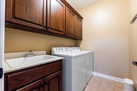 19830 Mulroy Circle Tinley Park IL 60487