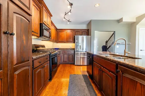 19830 Mulroy Circle Tinley Park IL 60487