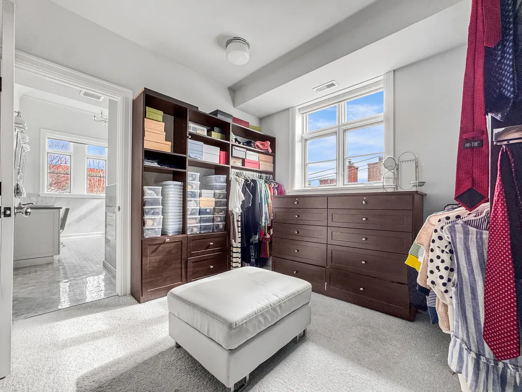 2615 North Paulina Street Chicago IL 60614