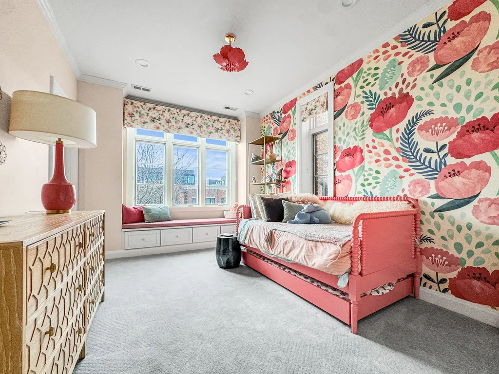 2615 North Paulina Street Chicago IL 60614
