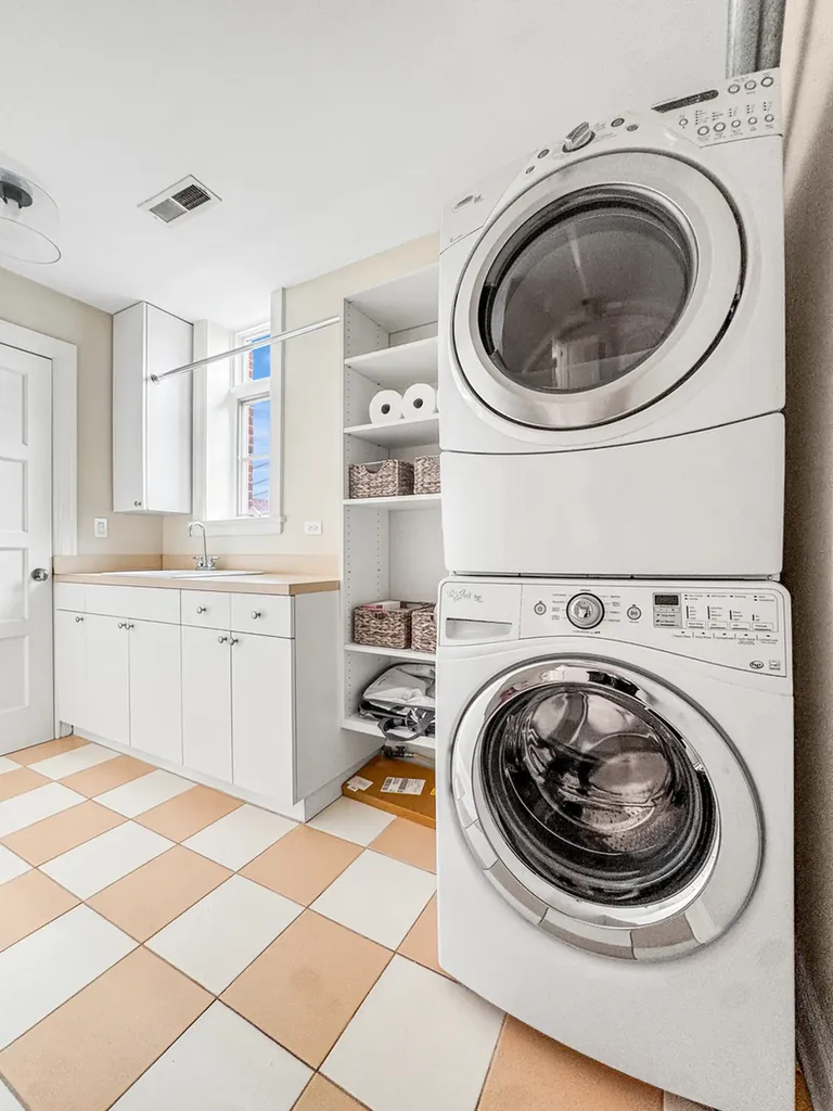 2615 North Paulina Street Chicago IL 60614