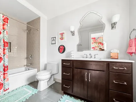 2615 North Paulina Street Chicago IL 60614