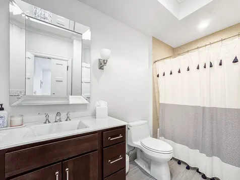 2615 North Paulina Street Chicago IL 60614