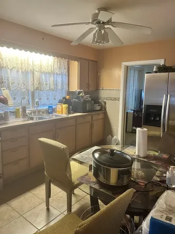 8731 South Clyde Avenue Chicago IL 60617