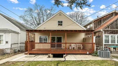 2315 Harvey Avenue Berwyn IL 60402