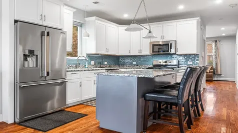 2315 Harvey Avenue Berwyn IL 60402