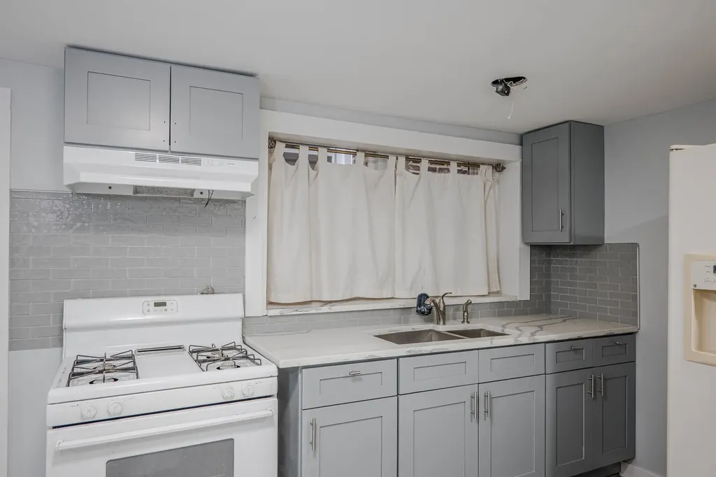 4849 South Paulina Street Chicago IL 60609