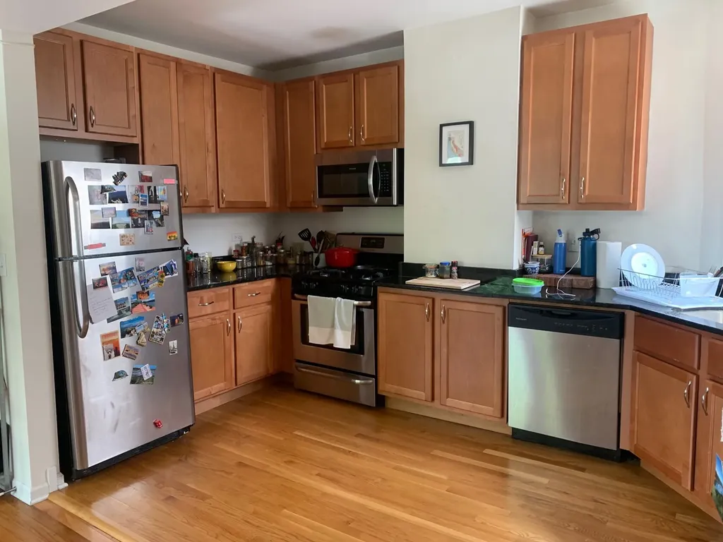 3823 North Lavergne Avenue Chicago IL 60641