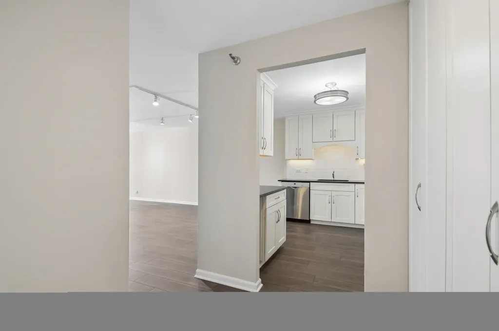70 West Huron Street Chicago IL 60654