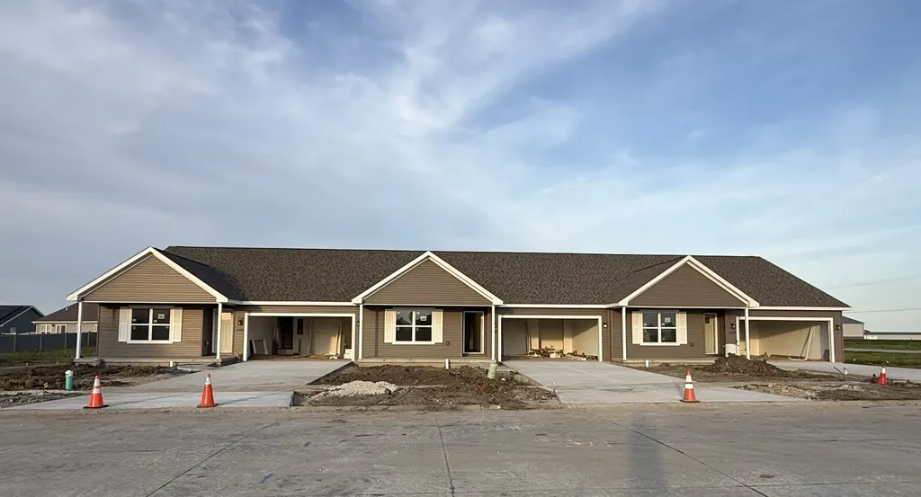 606 Patterson Drive Fisher IL 61843