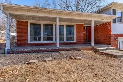 3225 28TH Street Court Rock Island IL 61201