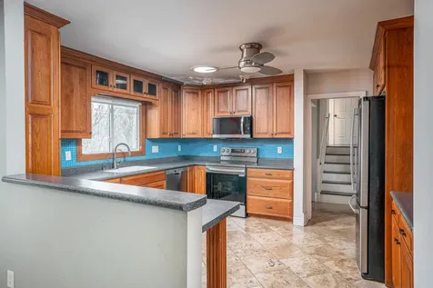 3225 28TH Street Court Rock Island IL 61201