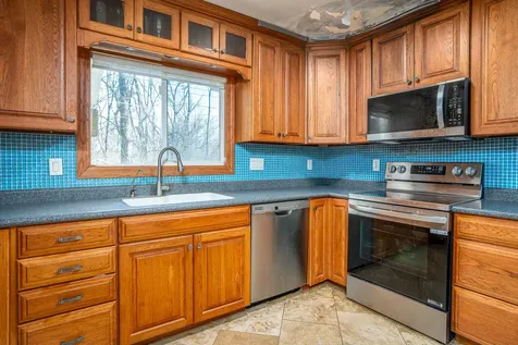 3225 28TH Street Court Rock Island IL 61201
