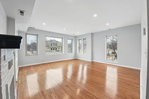 801 South Independence Boulevard Chicago IL 60624