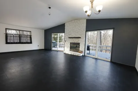 55 Fair Oaks Drive Putnam IL 61560