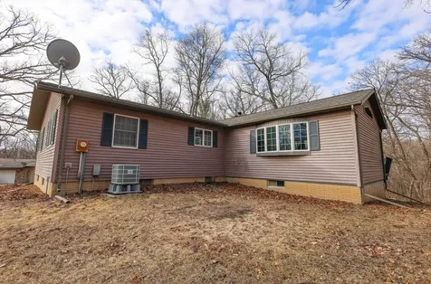 55 Fair Oaks Drive Putnam IL 61560